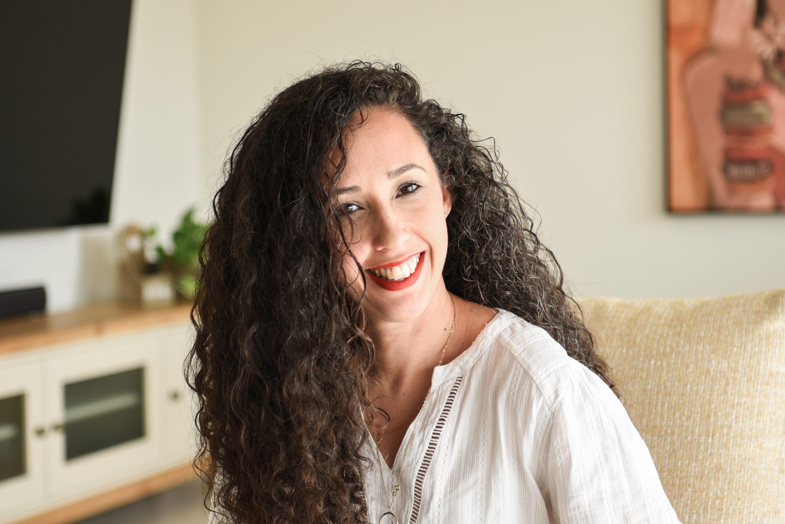 נופר הרשקוביץ, ליווי רגשי אישי לנשים וזוגות בתהליכי פוריות, IVF וההורות שאחרי.